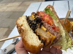 -三勾JJJ Burger&Coffee(梅溪湖店)