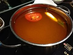 -唯爱KTV聚会餐厅(仙林东城汇店)