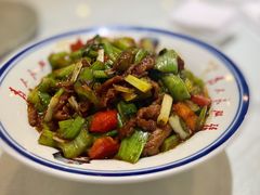 小炒黄牛肉-包子大王(新泽巷店)
