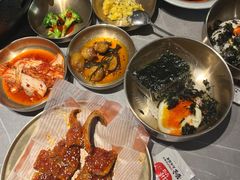 -草家酱蟹炭火烤肉店(珲春南路一店)
