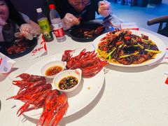-红盔侠小龙虾(海宁银泰店)