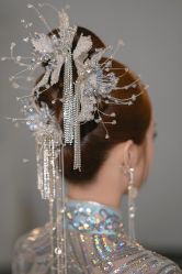 -艾米丽婚纱礼服