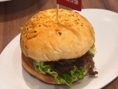 -必胜客餐厅(昆百大泰业城店)