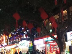 -八一好吃街·高品美食广场