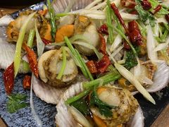 -老东镇啤酒屋海鲜加工·蒸汽海鲜·海鲜烧烤(台东店)