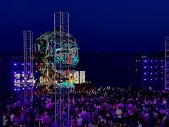 -北戴河碧螺塔海上酒吧公园