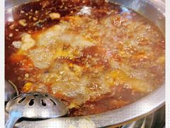 -肖肖酸萝卜鱼火锅(总店)