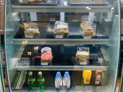 面包甜点陈列柜-哈根达斯(武汉天地店)