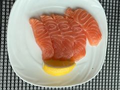 -亚洲国际大酒店·云顶阁旋转自助餐厅