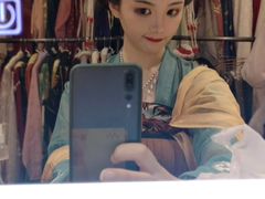 -翩若国风汉服体验馆