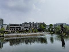 -梁园