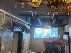 -荒岛实景沉浸密室(江汉路1店)