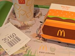 -麦当劳(呼市新华东街店)