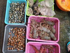 -拉威海鲜市场