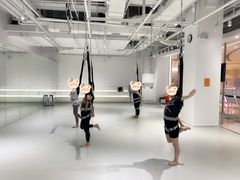 -Jumphai室内蹦极运动