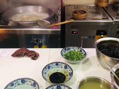 -老新隆牛肉锅贴(新街口店)