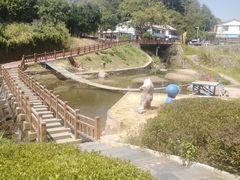 -梅岭月亮湾山体公园