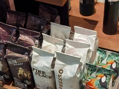 零售区-星巴克臻选(北京颐堤港中心第二店)