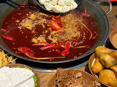 -萍姐火锅·公路夜市(武汉首店)