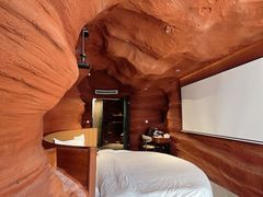 -幸栖洞穴设计酒店(成都春熙路店)