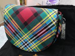 -Vivienne Westwood(上海来福士广场店)