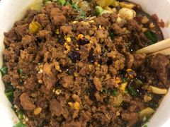 -八一路好吃街(雨田商务大厦店)