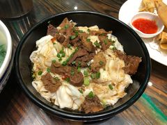 牛腩竹篙粉-石岐乳鸽村(南海第三分店)