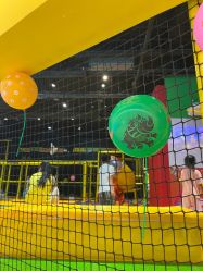 -蹦蹦跳跳(新奥购物中心店)