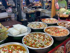 -席娜卡琳火车铁道夜市