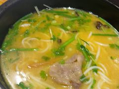 -妈妈故事米线(市府恒隆店)