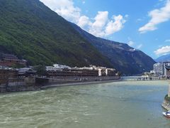 -韩妹鱼庄·泸定老字号(泸定店)