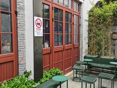 -星巴克臻选(上海今潮8弄店)