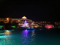 酒店夜景-三亚亚龙湾凯莱仙人掌度假酒店