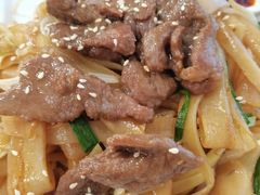 干炒牛河精-鼎珑点心仔(燕塘店)