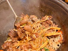 -锅当当铁锅炖烀饼王(长泰广场店)