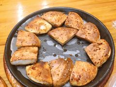 料理烤特色火烧-老东镇啤酒屋海鲜加工·蒸汽海鲜·海鲜烧烤(台东店)