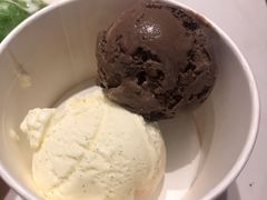 双球冰淇淋-必胜客(广渠路店)