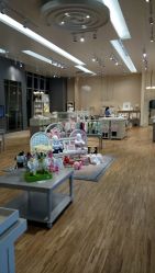 点击看大图 -丽婴房(七莘路店)