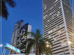 -香港大学
