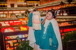 -汉仪华裳汉服馆(打浦桥店)