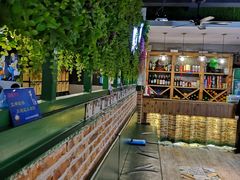 -朋友圈概念餐厅(象山万达广场店)