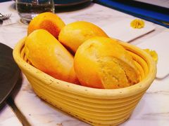 -La Mer Restaurant & Lounge