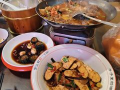 -富正毅三下锅·湘西韵味(天门山索道店)