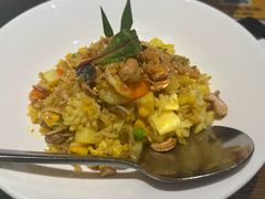 菠萝海鲜炒饭-帕蓝·暹罗料理(大学路店)