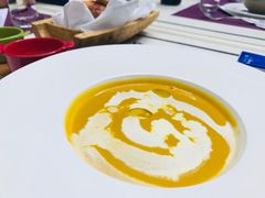 奶油栗子南瓜汤-小莫餐厅And More Restaurant西餐(北京展览馆店)