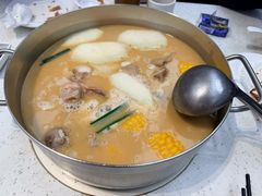 -肥仔文澳门猪骨煲(南京西路店)