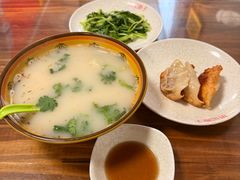 -胡记锅贴·沪上游子老鸭粉丝汤(太原路店)