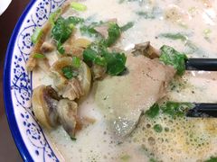 羊杂汤-穆得·老周家牛肉烧饼(普利街店)