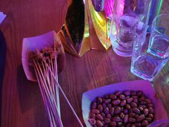 -UP嘻哈酒吧(粉巢店)