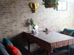 卡座-忘忧草融合私房菜(红鼎国际店)